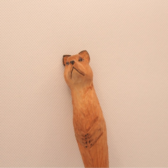 🍀 3/$15 Handcrafted Wooden Carving Animal Novelty Pen - Picture 4 of 4